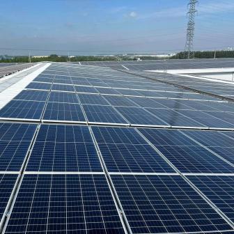 Khuyến kh&iacute;ch ph&aacute;t triển điện mặt trời m&aacute;i nh&agrave; tự sản xuất, tự ti&ecirc;u thụ.