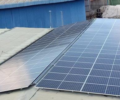 Dự &aacute;n H&ograve;a Lưới Kehua B&aacute;m Tải 35Kwp tại nh&agrave; Ch&uacute; Phục B&igrave;nh Dương